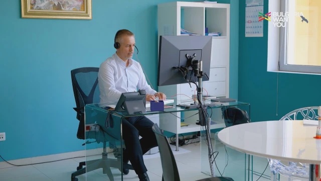 The Revolution of Words and The Illusion of Autonomy